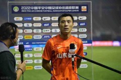 鲁沪大战争议判罚：马纳法手球引公平性热议